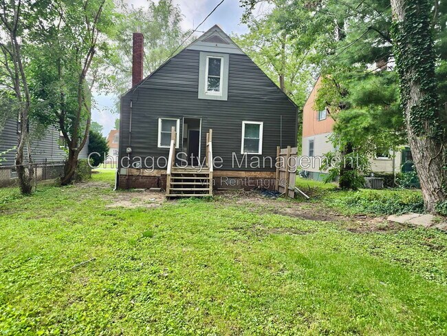 Building Photo - 14813 Evers St