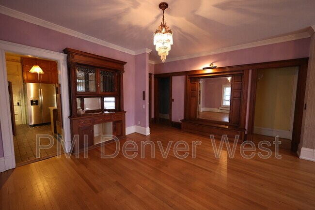 Building Photo - 836 E 17th Ave