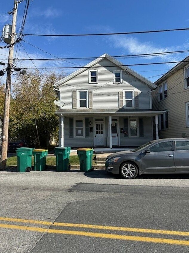 Primary Photo - Welcome to this 2-Bedroom, 1-Bathroom Home...