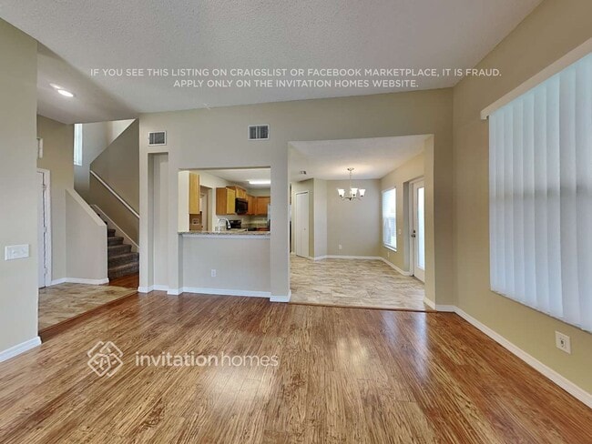 Building Photo - 11126 2nd Ave E