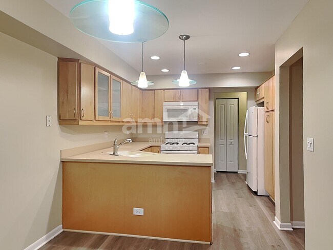 Foto del edificio - 5 Andover Ct