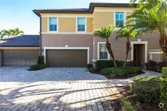 Building Photo - 9508 Ironstone Terrace