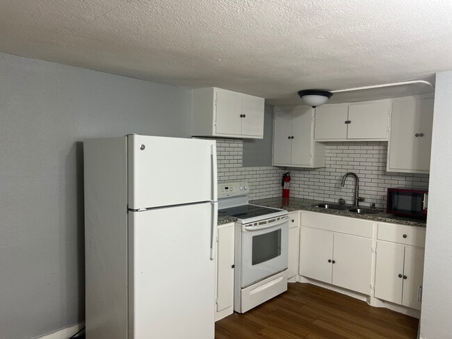 Building Photo - Agapi Mou Suites