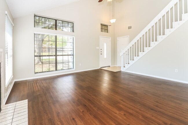 Building Photo - 6519 Impala Dr