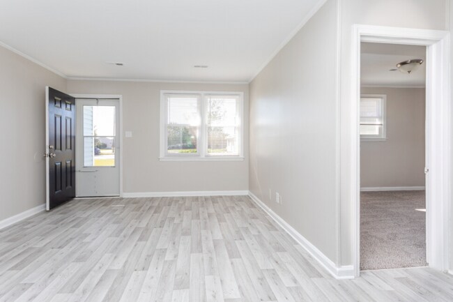 Foto del edificio - 2292 Onslow Dr