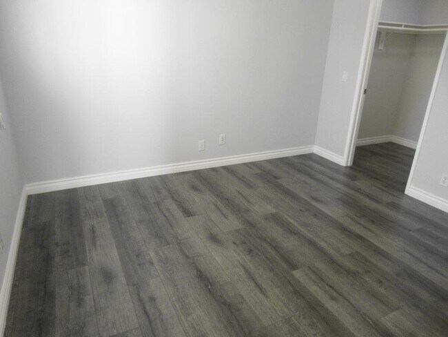 Building Photo - 7025 Glade Ave