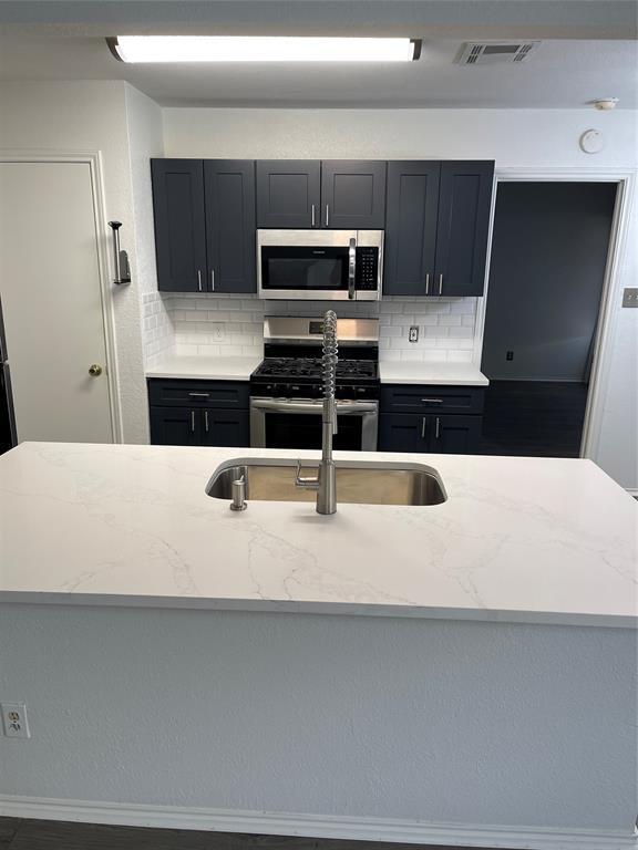 Building Photo - 9103 Sanger Dr