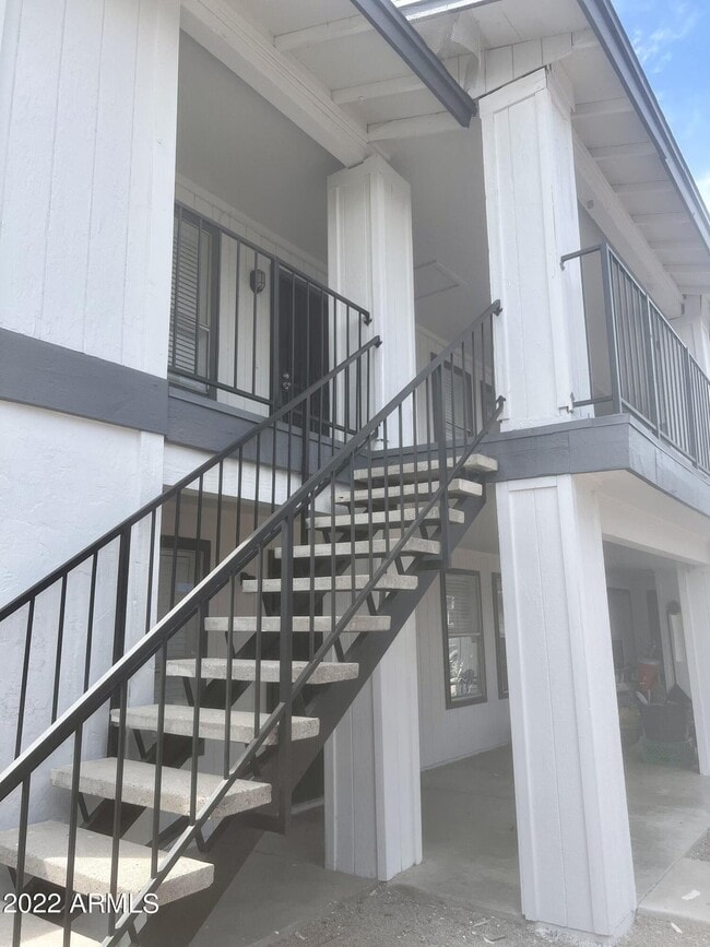 Building Photo - 6641 W Ocotillo Rd