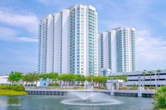 Foto del edificio - 231 Riverside Dr