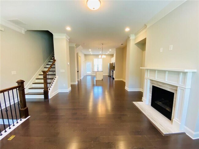 Foto del edificio - 1815 Hislop Ln