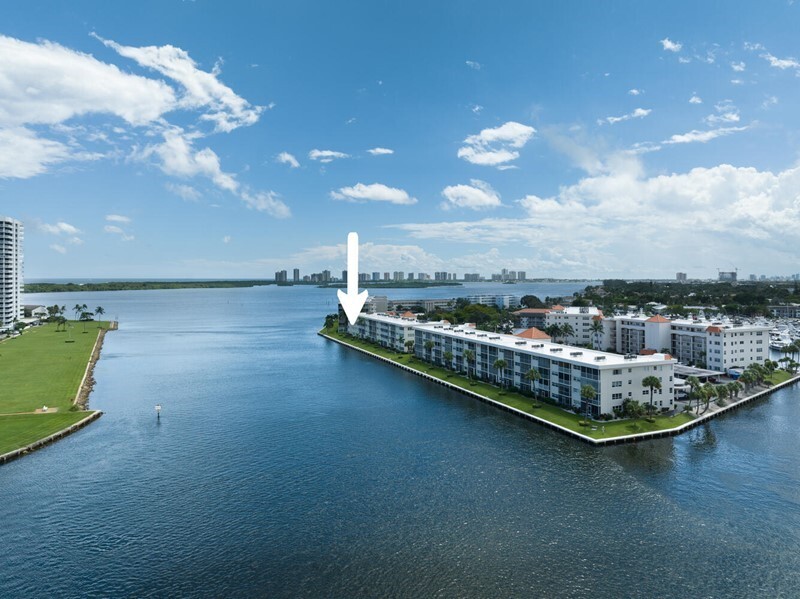 Foto principal - Waterfront Condo in North Palm Beach