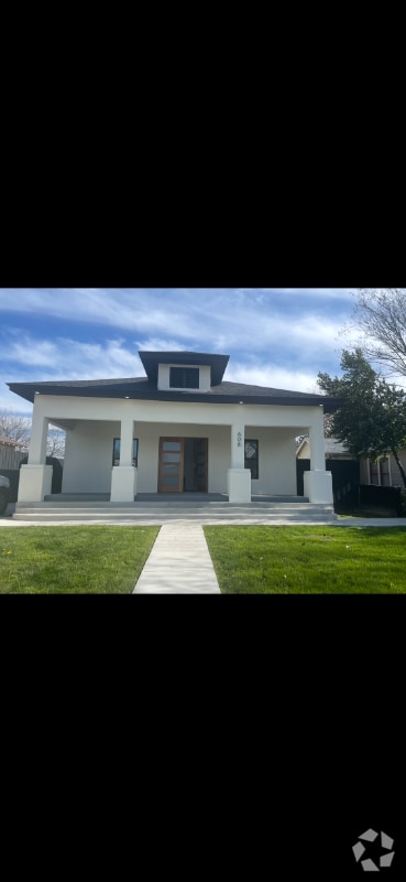 Building Photo - 608 S Brighton Ave