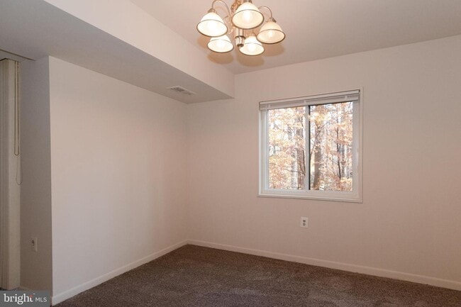Building Photo - 1554 Northgate Square