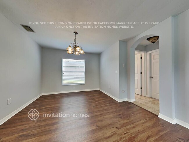Foto del edificio - 17427 Garden Heath Ct