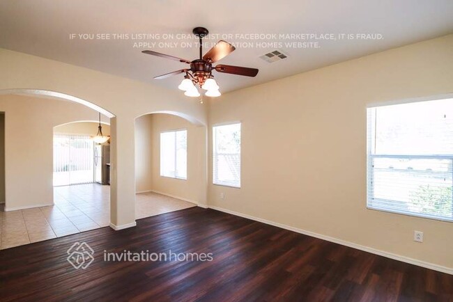 Building Photo - 14883 W Desert Hills Dr