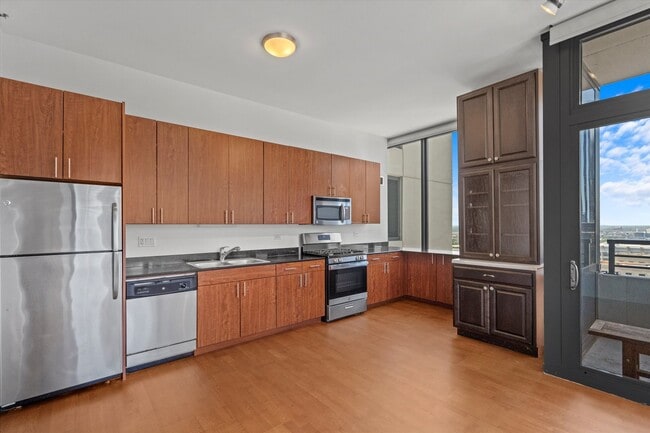 Foto del edificio - 235 W Van Buren St