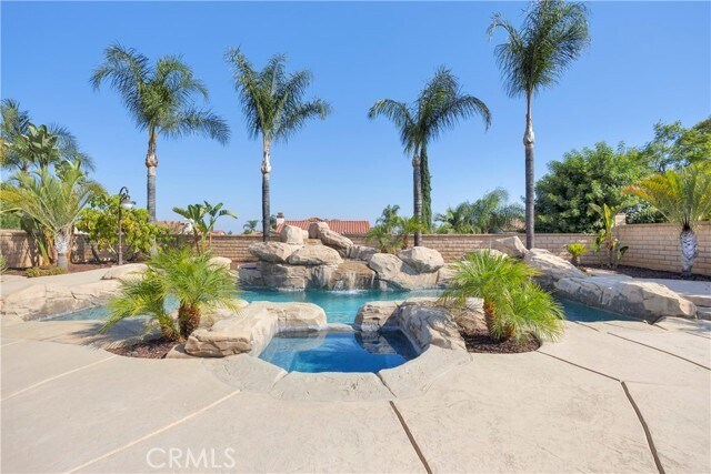 Foto del edificio - 1247 Bridgeport Rd