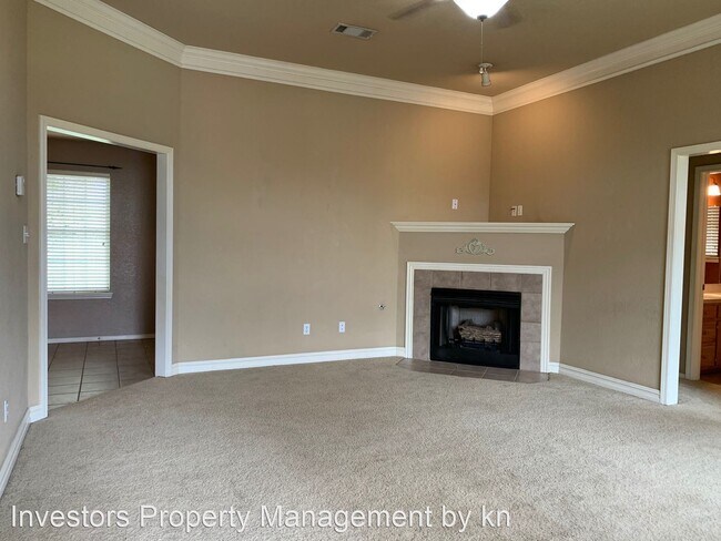 Foto del edificio - 3 br, 2 bath House - 7314 Red Pine Dr