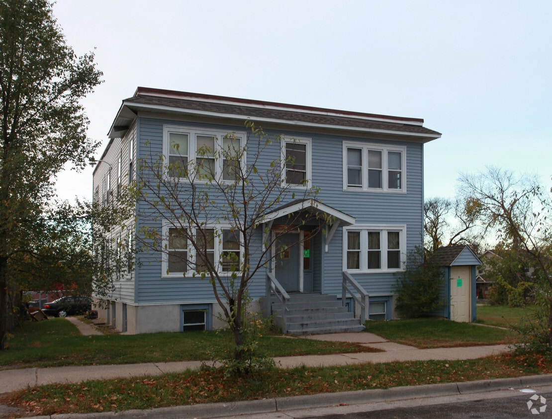 Building Photo - 409 E 39th St