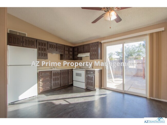 Building Photo - 3645 N 71st Ave