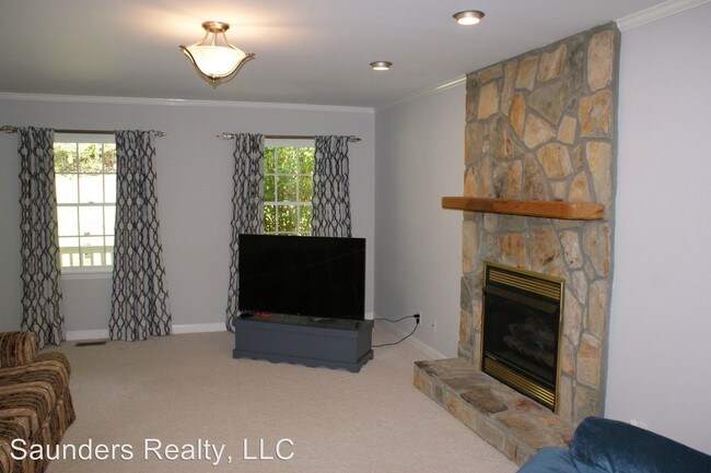 Building Photo - 3 br, 3.5 bath House - 1074 Lewis Rd