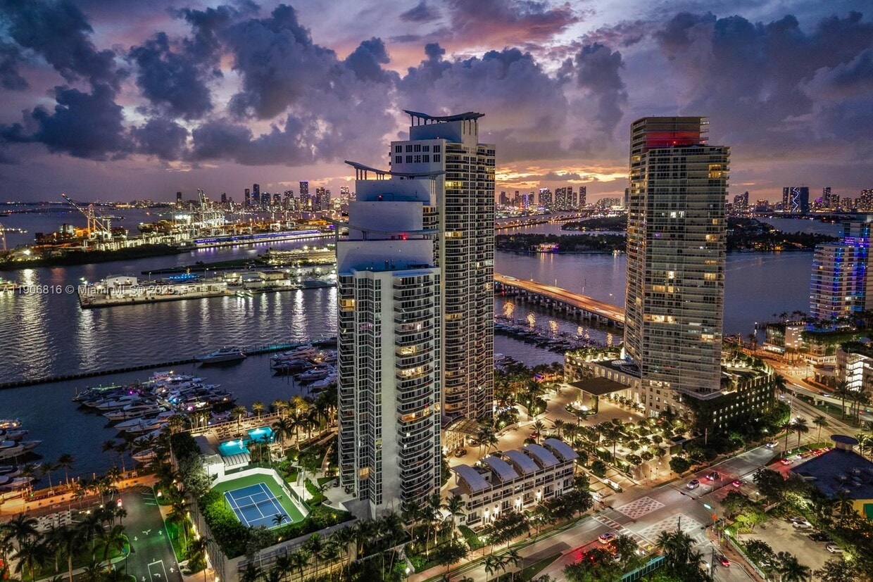 Primary Photo - 400 Alton Rd