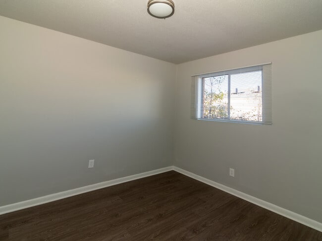 Bedroom - Rosewood Apartments
