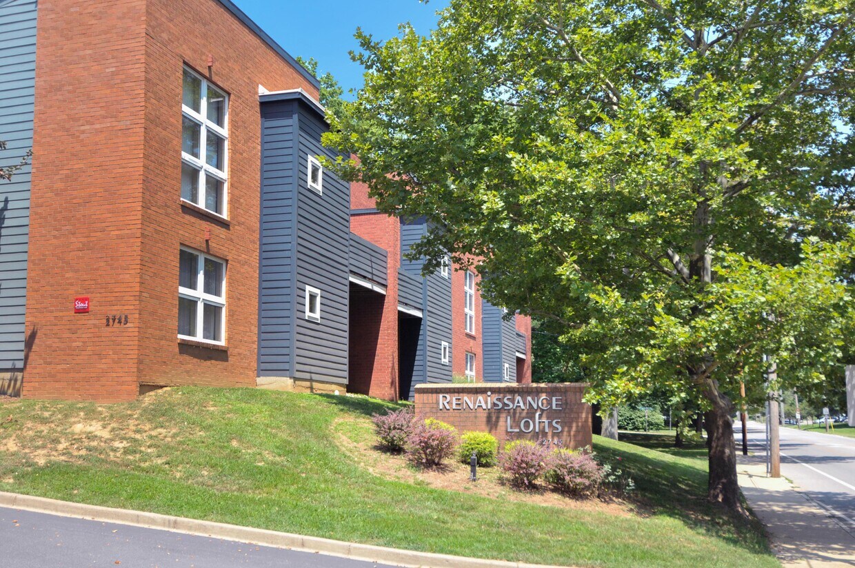 2745 Grinstead Dr Unit 213, Louisville, KY 40206 Condo for Rent in Louisville, KY