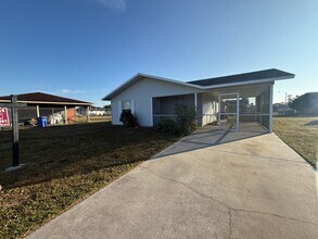 Building Photo - 1837 S Markley Ct