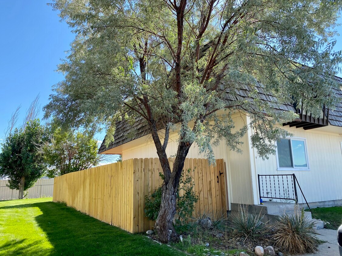 2944 Sheridan Ave, Cody, WY 82414 Townhome Rentals in Cody WY