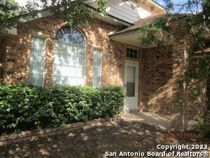 Foto del edificio - 2801 Hillview Ln