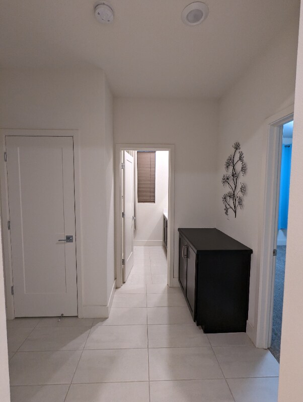 Foto del edificio - 2645 Luna Ave