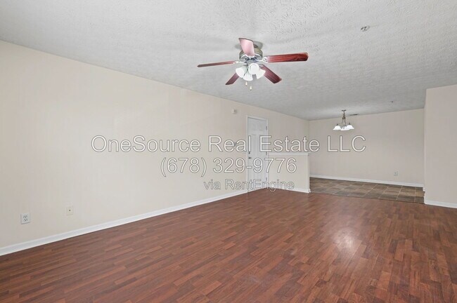 Foto del edificio - 3202 Fairington Club Dr
