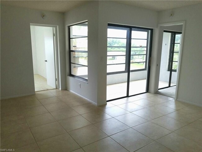 Building Photo - 3625 Boca Ciega Dr