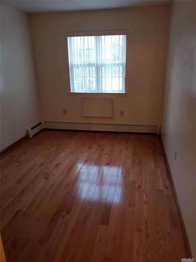 Foto del edificio - 82-47 Country Pointe Cir