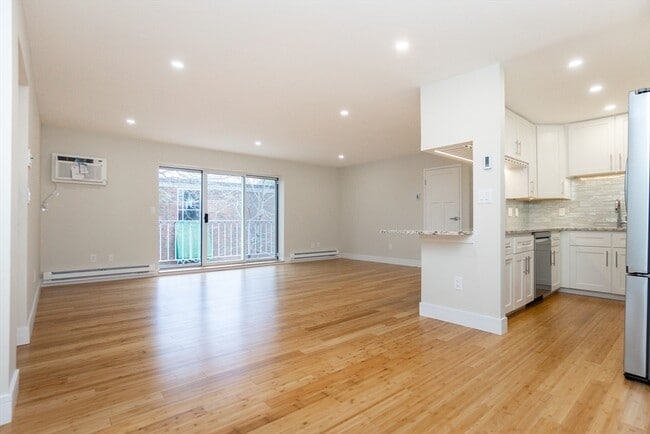 Building Photo - Broadmeadow