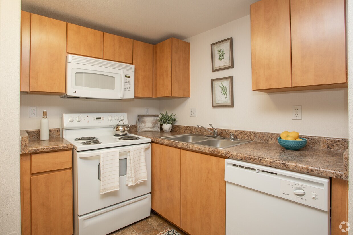 Desert Sands Apartments 720 W ONeil Dr Casa Grande, AZ