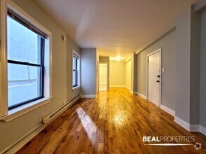 Building Photo - 1347 N Dearborn St