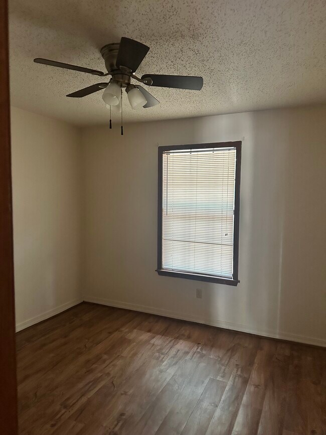 Foto del edificio - 1218 Skokie Dr