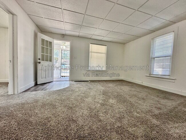 Foto del edificio - 2528 Hoyt St