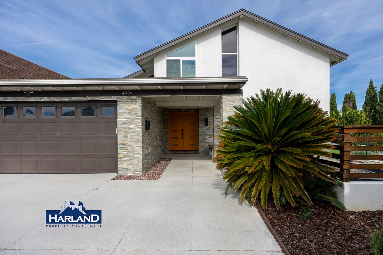 Foto principal - 4494 Benhurst Ave