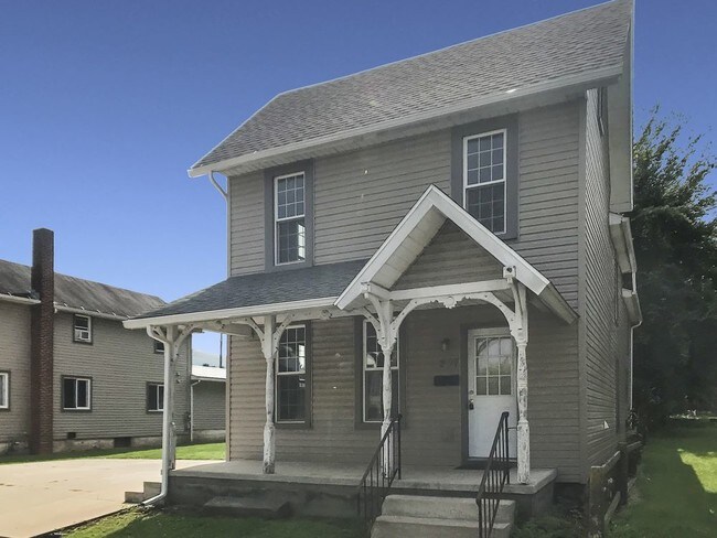 how much house can i buy for 900 a month