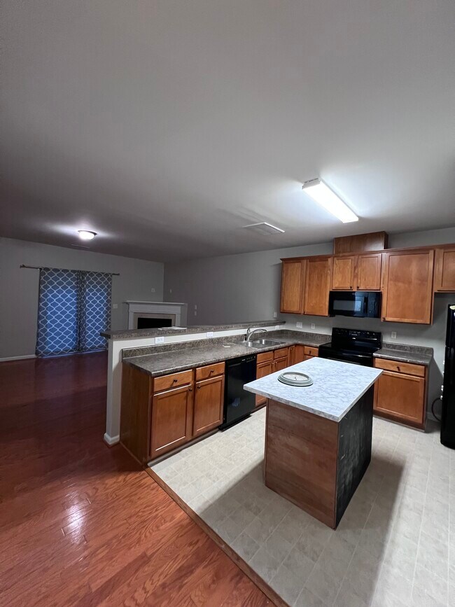 Foto del edificio - 1725 TW Alexander Dr