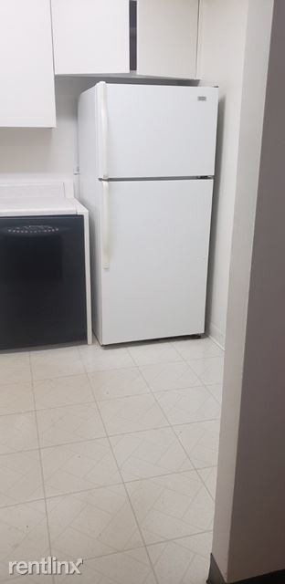 Foto del edificio - 1 br, 1 bath  - 510 Sheridan Rd 201