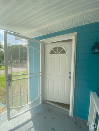 Building Photo - 2085 Morehouse Rd