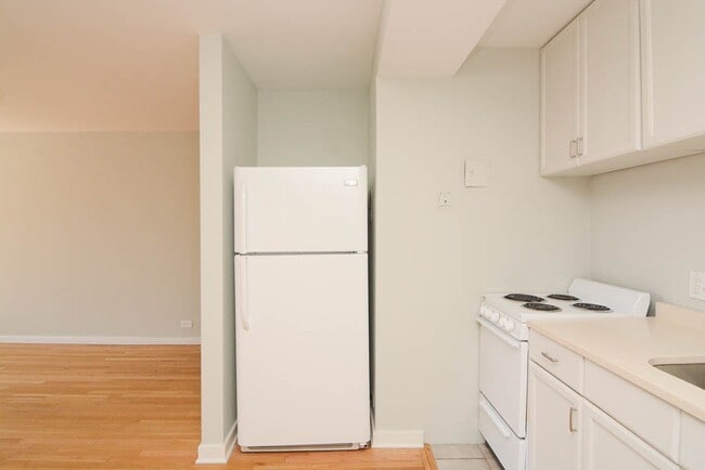 Foto del edificio - 450 W Wellington Ave