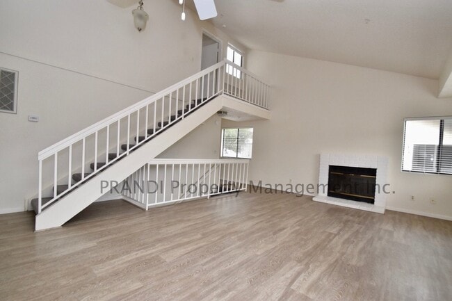 Building Photo - "Charming 3-Bedroom Townhouse with 3 Full ...