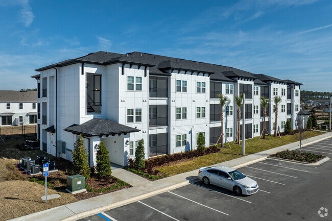 Building Photo - Ascend Clay Town Center