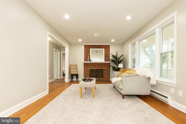 Building Photo - 25731 Ridge Rd