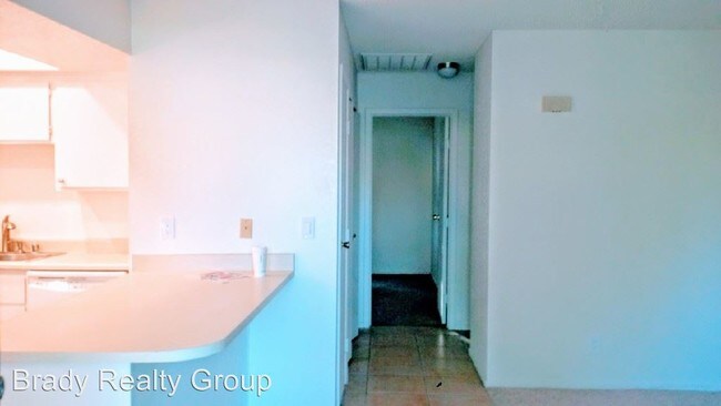 Building Photo - 2 br, 2 bath House - 701 Rock Springs #101